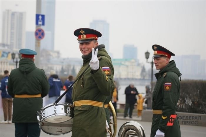 Военнослужащие Вооруженных Сил Российской Федерации.