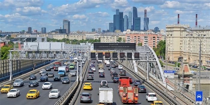 Фотографии Александра Замараева / Фотобанк Лори, Сергея Галинского / Фотобанк Лори, Михаила Терещенко / ТАСС, Елены Пальм / ИТАР-ТАСС, Global Look Press, Государственная корпорация «Автодор».