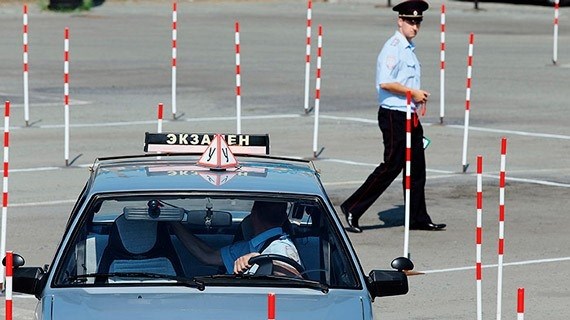 Сдать экзамен в центре тестирования по ПДД